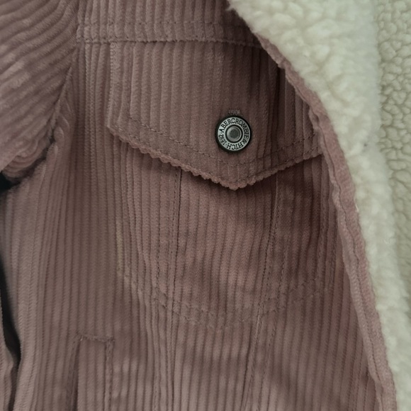 Abercrombie and Fitch Corduroy Jacket - Picture 2 of 7